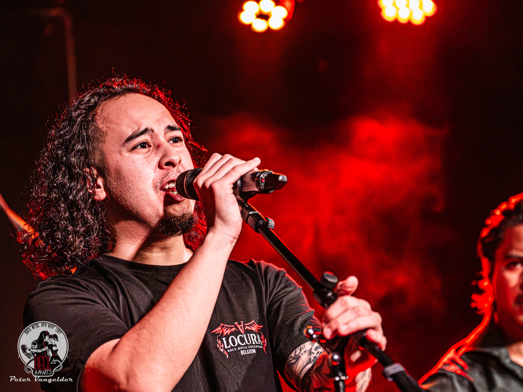 Enrique, vocals of Locura